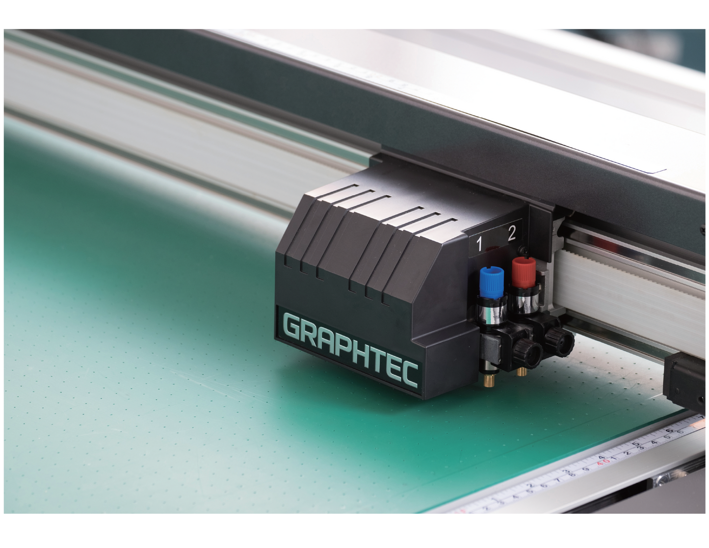Graphtec FCX2000  Flatbed Cutter