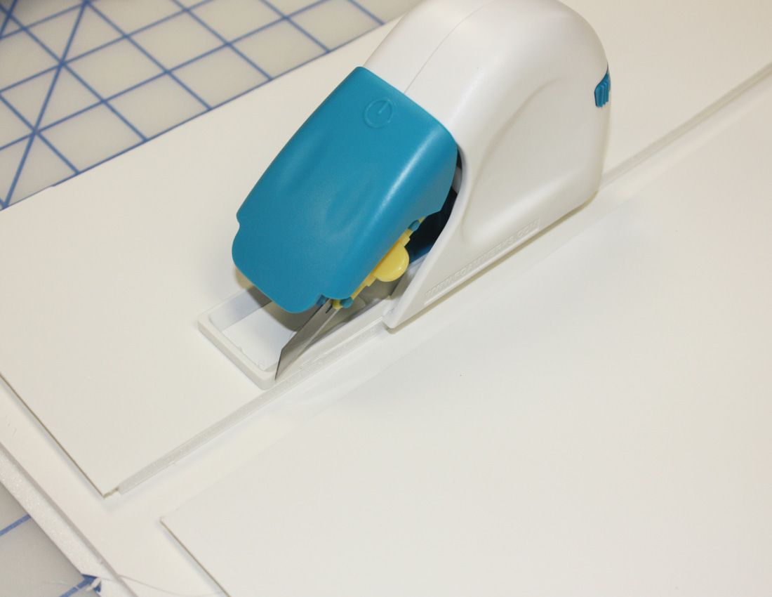 STRAIGHT CUTTER